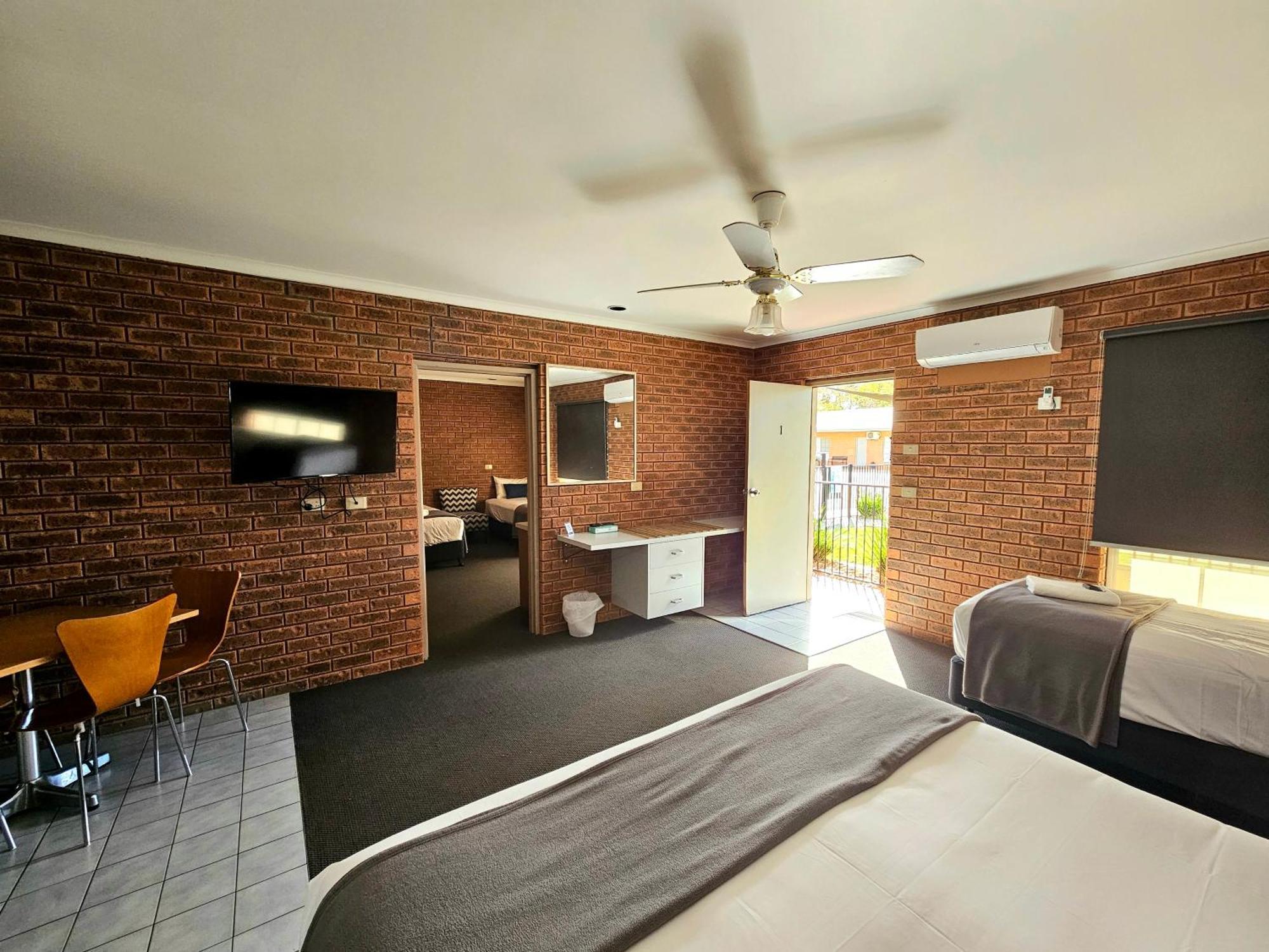 Bridge Motor Inn Tocumwal Kültér fotó